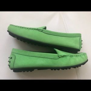 Bloomingdales Green loafer style women’s shoes